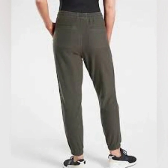 Athleta Farallon Jogger Pant in Charcoal Grey - Picture 2 of 9